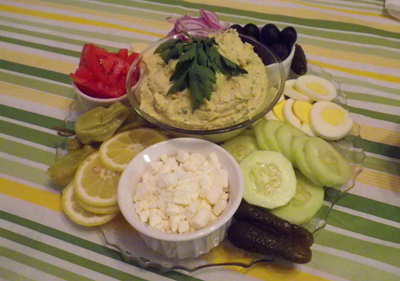 Click to enlarge - Servings can be simple, it they can be extravagant but hummus always tastes good.