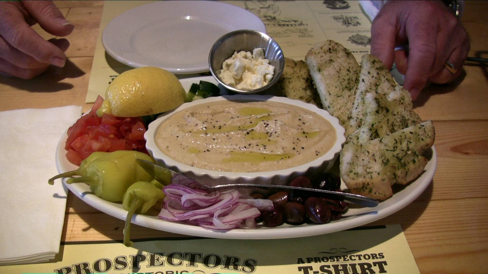 Click to enlarge - Appetizer hummus platter as served by Prospector's Pizza in Denali, Alaska.